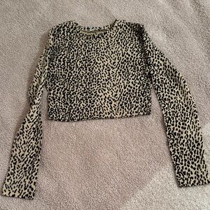 Leopard Print Long Sleeve Crop Top